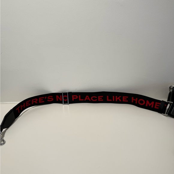 NWT Marc Jacobs x Wizard of Oz camera bag - Picture 5 of 5